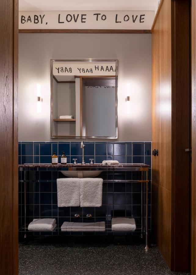 Boutique Hotel Chateau Royal Berlin Luaran gambar Bathroom