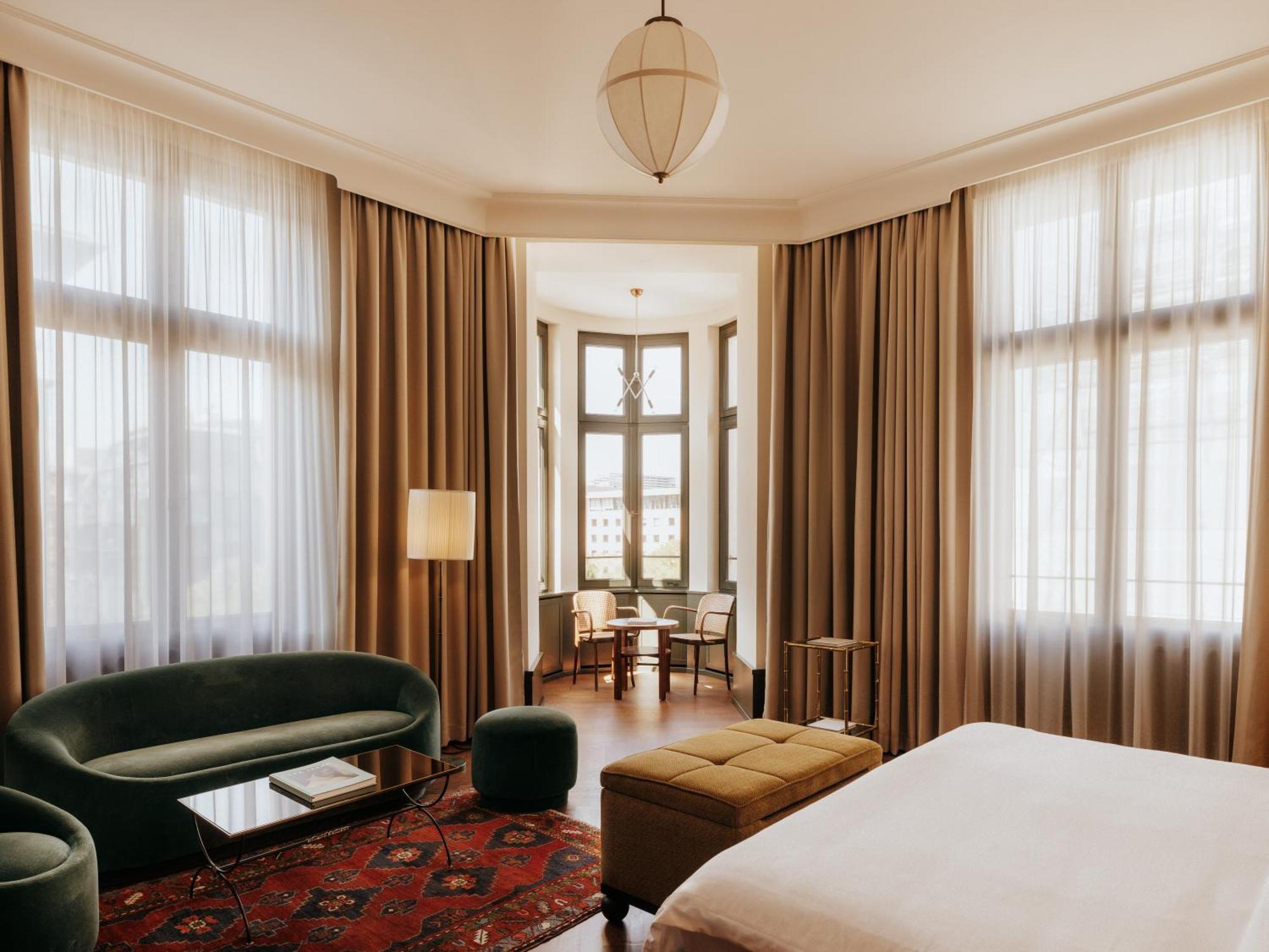 Boutique Hotel Chateau Royal Berlin Luaran gambar Suite at Hotel Axelmannstein